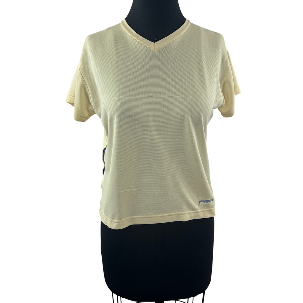 PATAGONIA Yellow Top V-Neck Side Pockets Short Sleeve Pullover Size Medium M